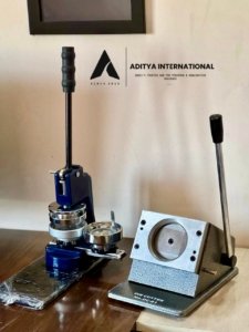 58 MM ROUND BADGE MACHINE COMBO SET MACHINE + CUTTER + 100 RAW MATERIAL